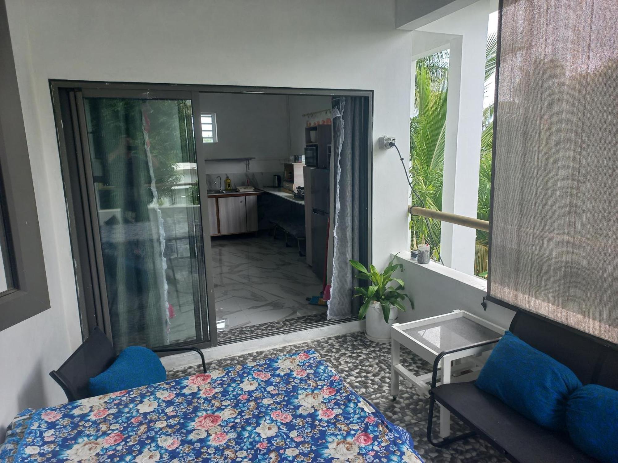 Open Air Cafe & Apartments Port Louis Room photo